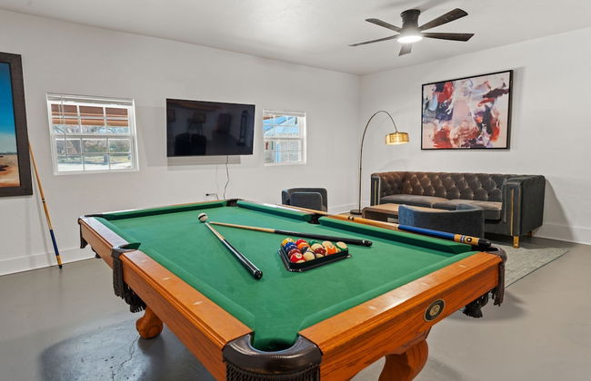 Spacious Lakefront View With Hot Tub and Pool NH - Foto 11