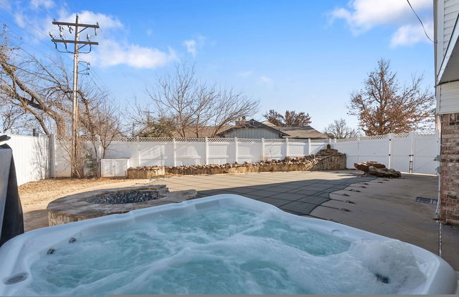 Spacious Lakefront View With Hot Tub and Pool NH - Foto 19