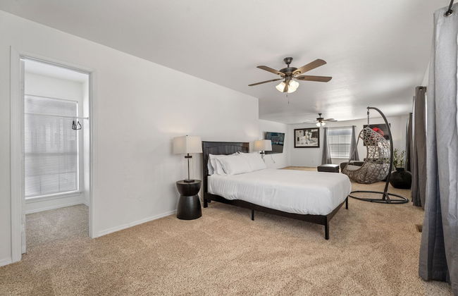 Spacious Lakefront View With Hot Tub and Pool NH - Foto 27