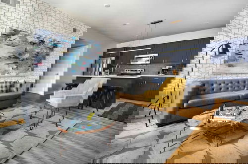 Foto 2 - Art-inspired Philly Getaway