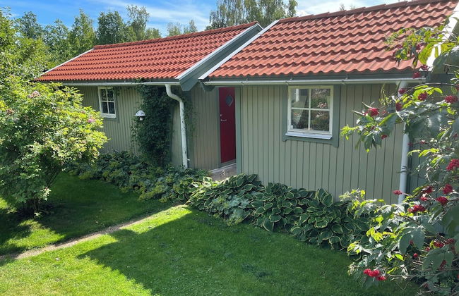 House with Hot Tub and Sauna 300 near the Lake - Photo 35