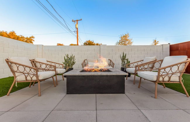 The Melrose ASU Pool Workspace Firepit - Foto 45