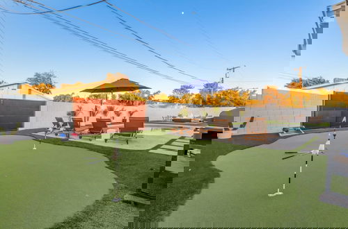 Foto 4 - The Melrose ASU Pool Workspace Firepit