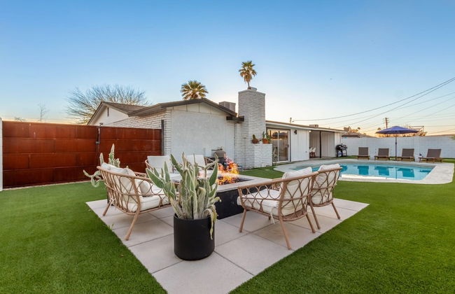 The Melrose ASU Pool Workspace Firepit - Foto 41