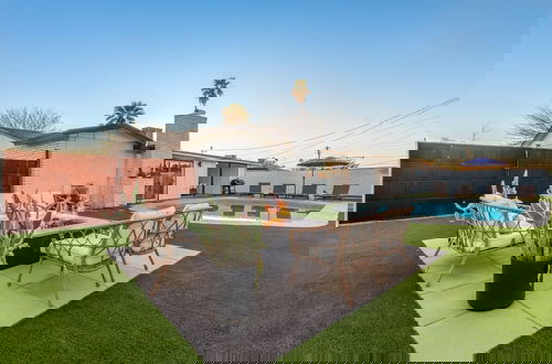 Foto 41 - The Melrose ASU Pool Workspace Firepit