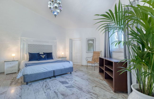 Golfinhos Magnificent Spacious 5 Bedroom Villa - Foto 53