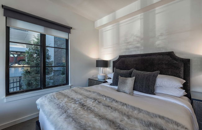 121 Hotel Floor 1 & 2 by Avantstay Sleeps 34, 10 Units in Nashville - Foto 16