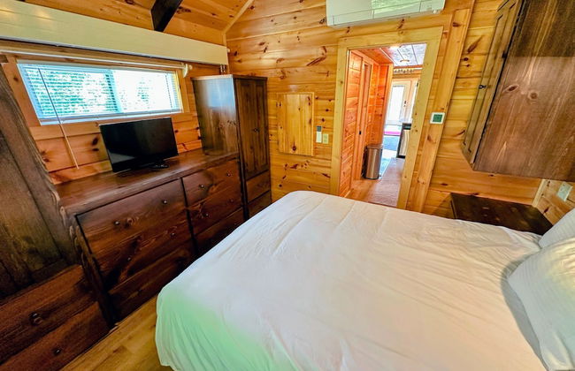 B11 NEW Awesome Tiny Home With A C Mountain Views Minutes to Skiing Hiking Attractions - Foto 16