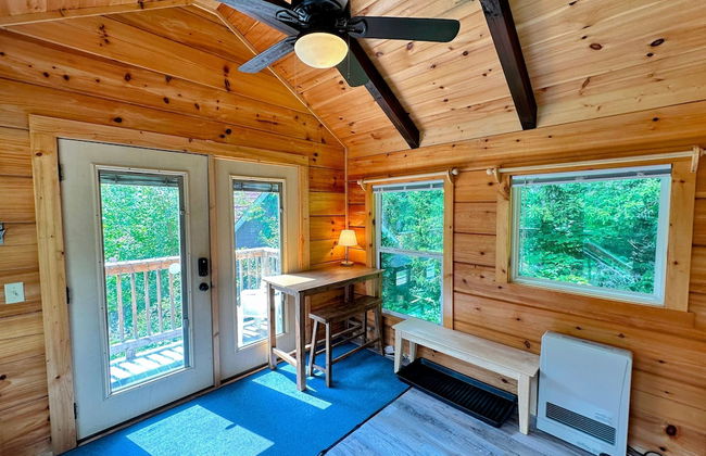 B11 NEW Awesome Tiny Home With A C Mountain Views Minutes to Skiing Hiking Attractions - Foto 5