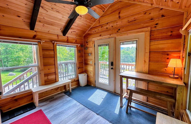 B11 NEW Awesome Tiny Home With A C Mountain Views Minutes to Skiing Hiking Attractions - Foto 4