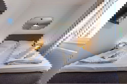 Foto 6 - Exquisite Prestige Luxury Apartments With Shared Pool