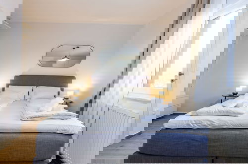 Foto 3 - Exquisite Prestige Luxury Apartments With Shared Pool