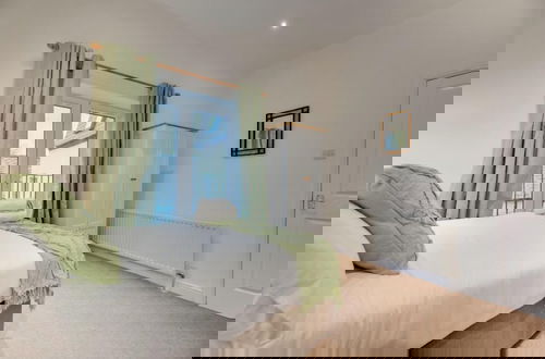 Photo 6 - Armstrong Apartments
