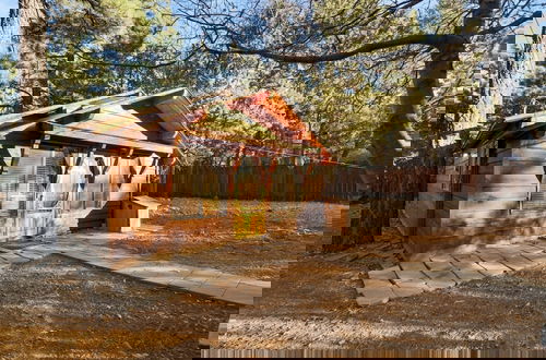 Foto 19 - Charming Mountain Getaway