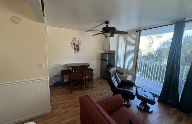 2 Bedroom Waterfront Pool Side - Foto 27