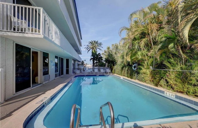 2 Bedroom Waterfront Pool Side - Foto 3