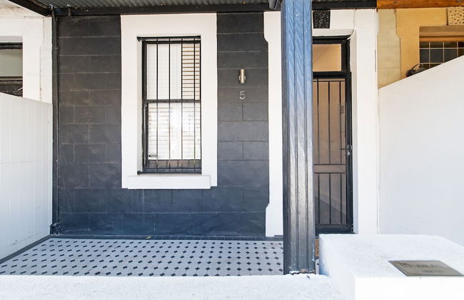 Lovely 2BR Home in Norwood - Foto 26