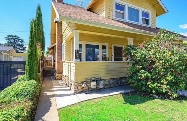 Comfortable Home Near LA With Full Kitchen & Laundry - Photo 38
