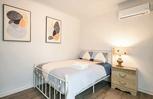 Comfortable Home Near LA With Full Kitchen & Laundry - Photo 4