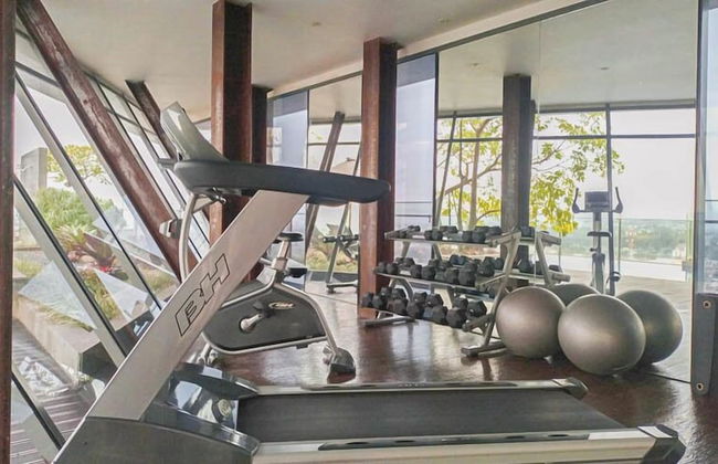 Cozy And Warm Studio Room At Uttara The Icon Apartment - Foto 19