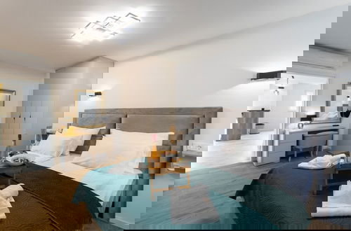 Foto 2 - Luxurious and Spacious Apartment With Hot Tub
