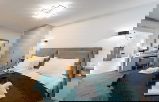 Foto 2 - Luxurious and Spacious Apartment With Hot Tub