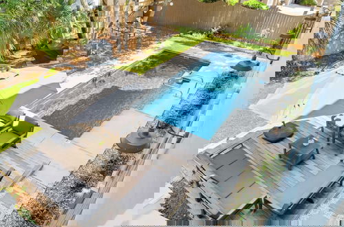 Foto 1 - Windward House by Avantstay Walk to Beach + Restaurants Saltwater Pool