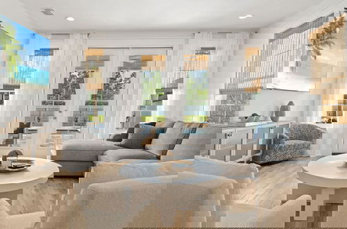 Foto 8 - Chic Shack by Avantstay Private Pool, Walk to Beach, Sleeps 13!