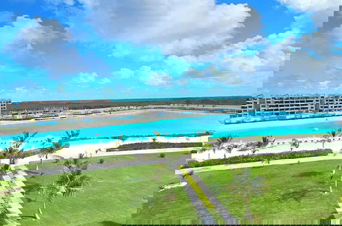 Foto 20 - The Beach Spacious 2 Bedroom 2 Bath Apartment on top Floor With Stunning Views