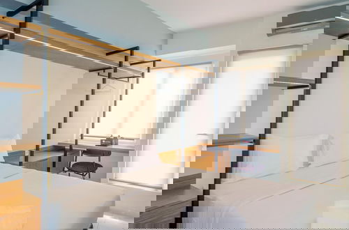 Foto 4 - Fancy and Nice Studio at Podomoro Golf View Apartment