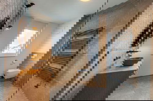 Foto 9 - Spacious Apartment Near the ski Area