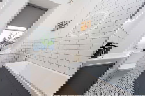 Photo 23 - The Annick Suite No.1