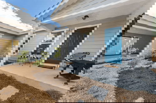 Photo 4 - Ocean Oasis by Avantstay Block to Beach West PCB Pet-friendly