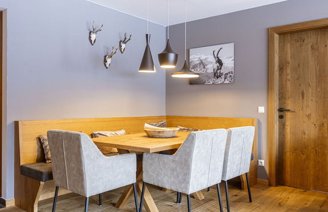 Premium Apartment With Garden - Photo 21