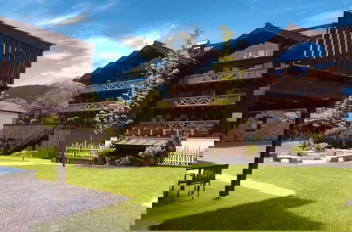 Photo 1 - Premium Apartment With Garden