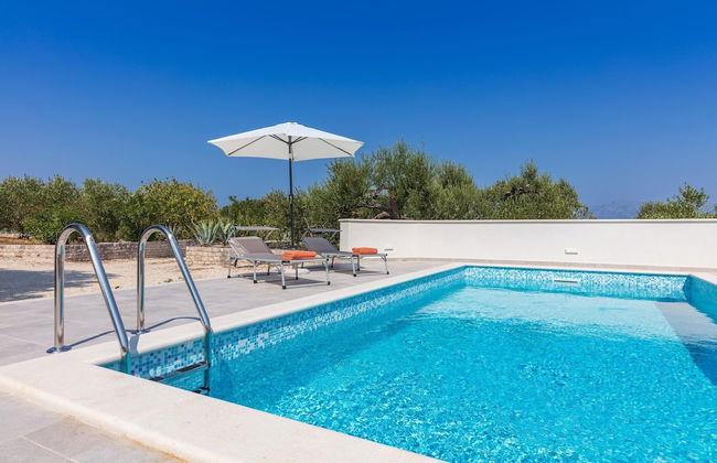 Charming Villa With Swimming Pool - Foto 15