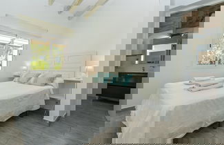 Photo 2 - Villa in Central Location
