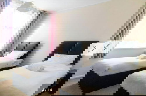 Foto 2 - A 2-comfortable Bedroom Apartment