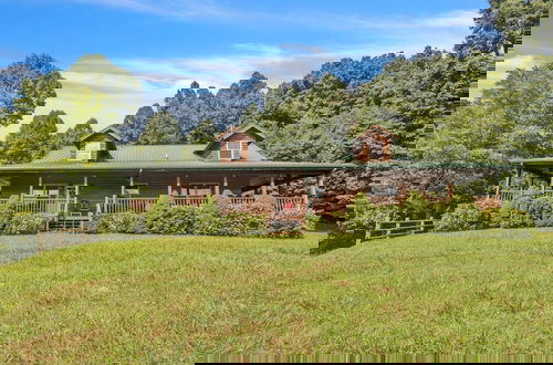 Foto 26 - Cozy Mountain Retreat W/ Scenic Views 3 Bedroom Home by RedAwning