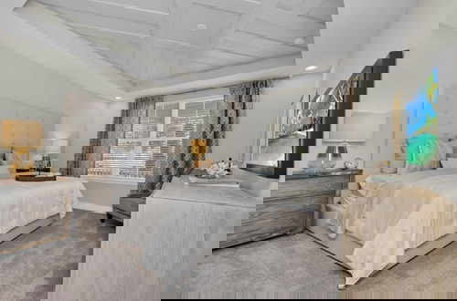 Photo 2 - Florida Garden Luxury Home With Private Pool & Spa 6 Bedroom Villa