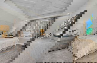 Photo 2 - Florida Garden Luxury Home With Private Pool & Spa 6 Bedroom Villa