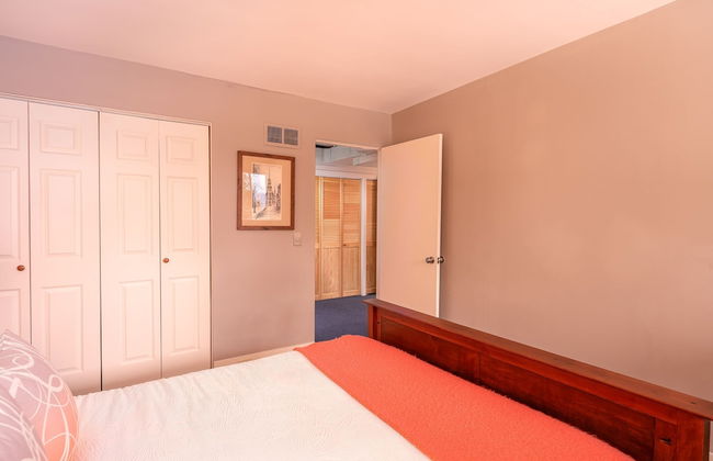 Classic Stowe Ski 3 Bedroom Chalet by RedAwning - Foto 13