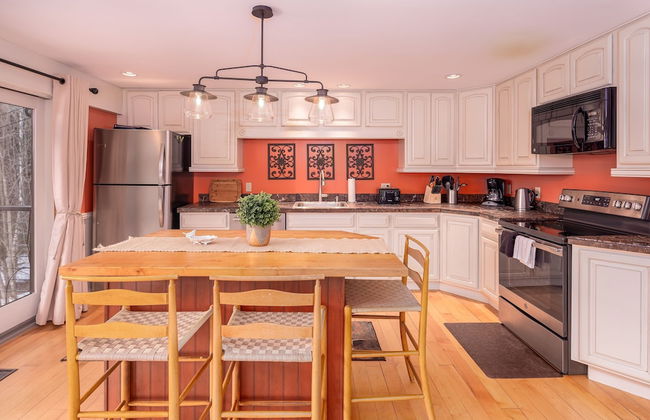 Classic Stowe Ski 3 Bedroom Chalet by RedAwning - Foto 16