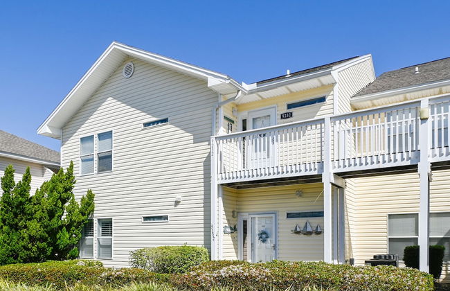 SPC 9232 is a Beautiful recently upgraded 2 BR with Free Beach Service by RedAwning - Photo 68