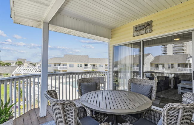 SPC 9232 is a Beautiful recently upgraded 2 BR with Free Beach Service by RedAwning - Photo 48