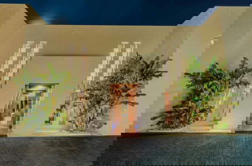 Foto 2 - Modern Villa With Indoor Pool