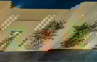Foto 2 - Modern Villa With Indoor Pool