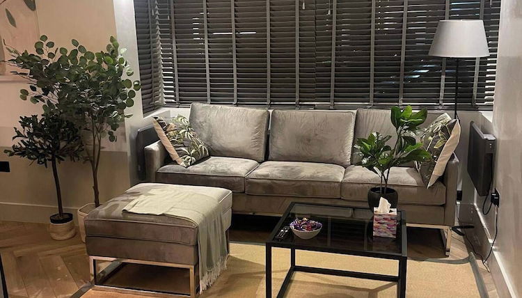 Foto 1 - Nw119sg-modernapt-2guests-2br-1minhighstreet