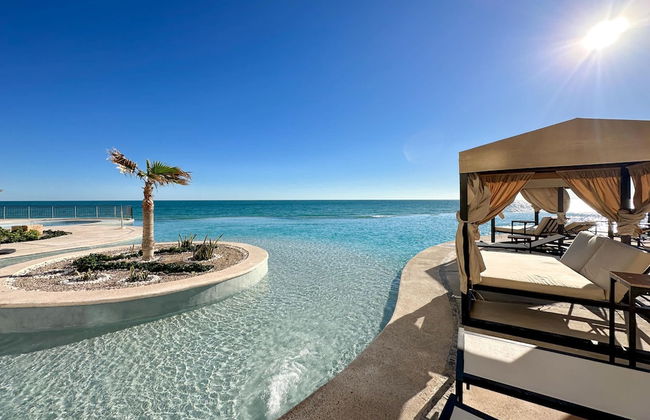 3BR Ground Floor Condo With Direct Pool Access - Photo 60
