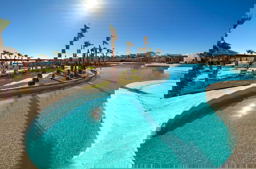 Foto 42 - Oceanfront Vibes Iconic Beachside Getaway
